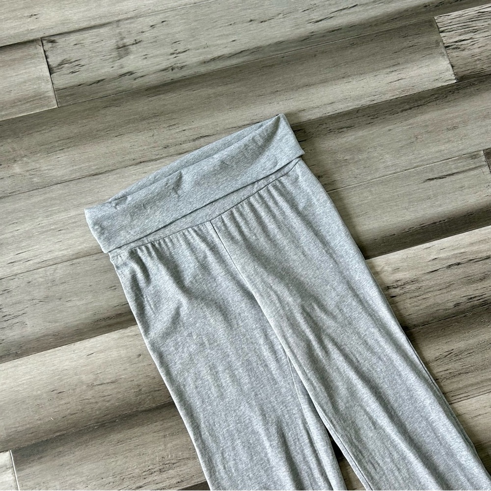💸 5/20 Matilda Jane Heather Gray Stretch Flare Leg Yoga Pants - Picture 5 of 8